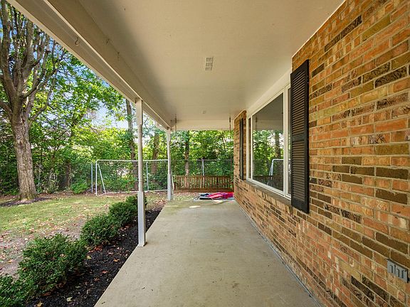 5th image of 1177 Matterhorn Dr