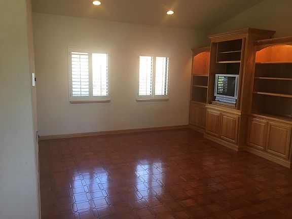 3rd image of 10203 Vista Del Sol