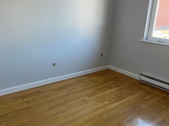 4th image of 375 Sunset Ave APT 6