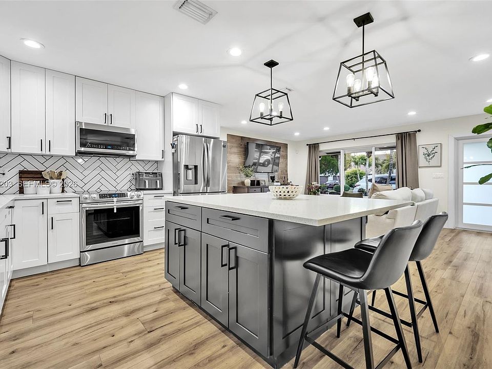 1st image of 8016 NW 43rd St