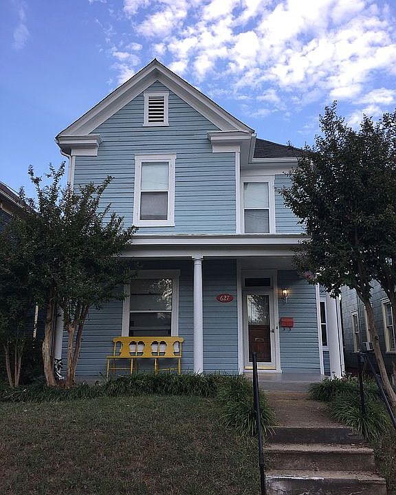 1st image of 627 Mountain Ave SW