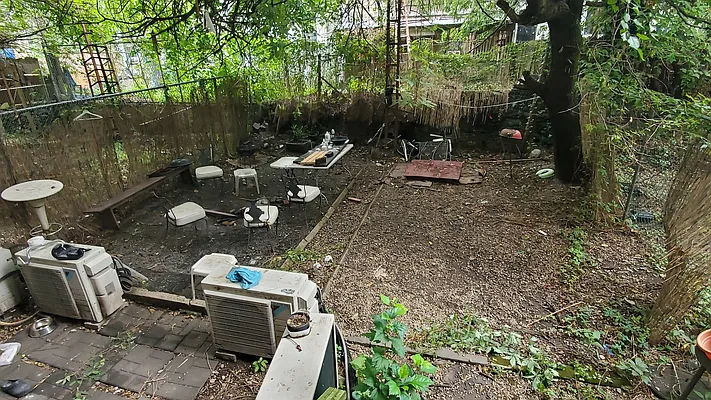 Rented by Nooklyn NYC LLC | media 12