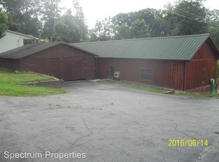 302 Cornbread Rd, Bean Station, TN 37708