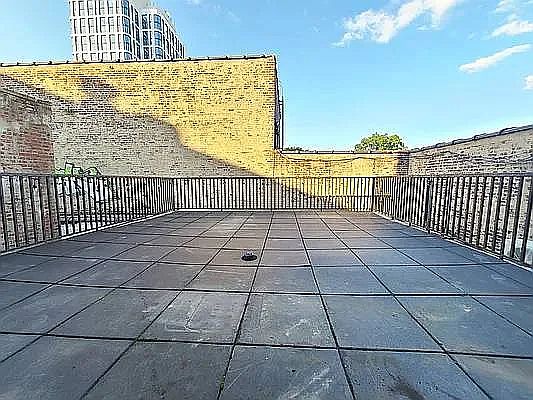 3rd image of 301 Broadway #1B
