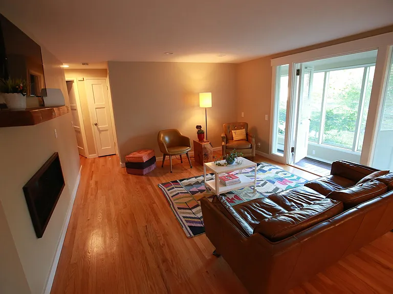 9504 Wallingford Ave N — Photo 7