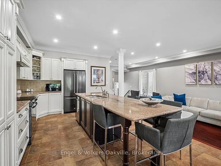 5113 Celebration Dr — Photo 5