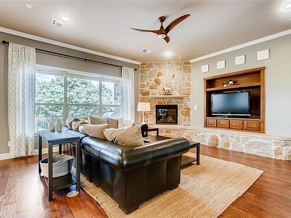 5th image of 408 Duffy Ln