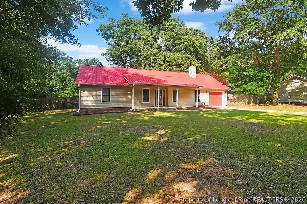 3 bed, 2.0 bath, 1433 sqft, $1,775 — Photo 2
