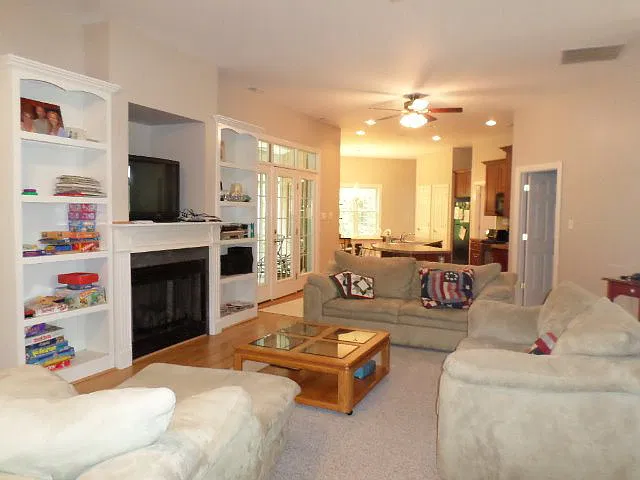 3 bed, 2.0 bath, $2,000 — Photo 4
