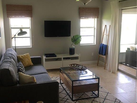 5th image of 121 Temptation Ln