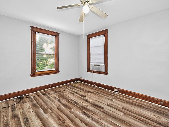 5th image of 2339 Rohs St APT 2