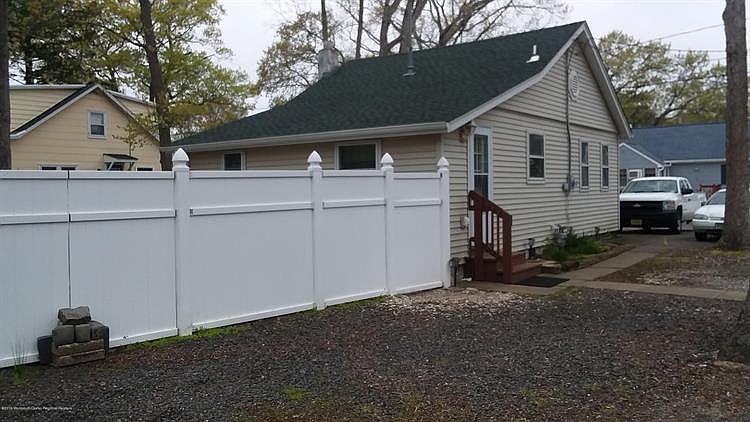2nd image of 16 McKay Dr