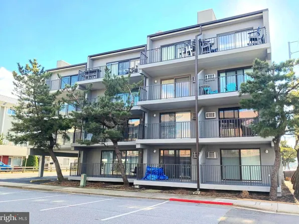 17 70th St Unit 18, Ocean City, MD 21842