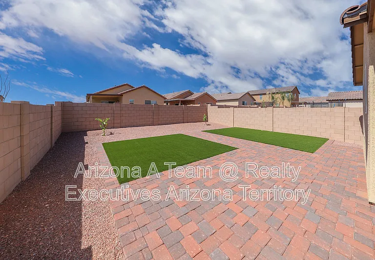 9122 E Red Bluff Ct — Photo 24