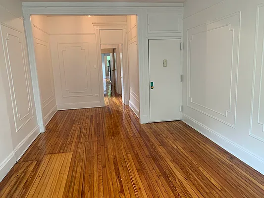 Rented by Flatiron Real Estate Advisors LLC | media 2