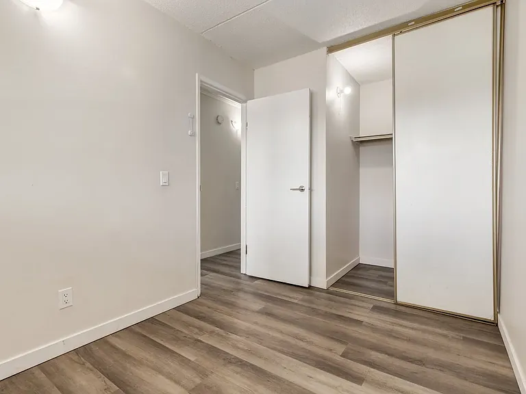 739 Bracewood Dr SW — Photo 15