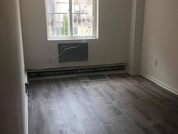Bedroom #1