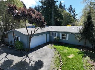 98190 Gavin Ln, Brookings, OR 97415