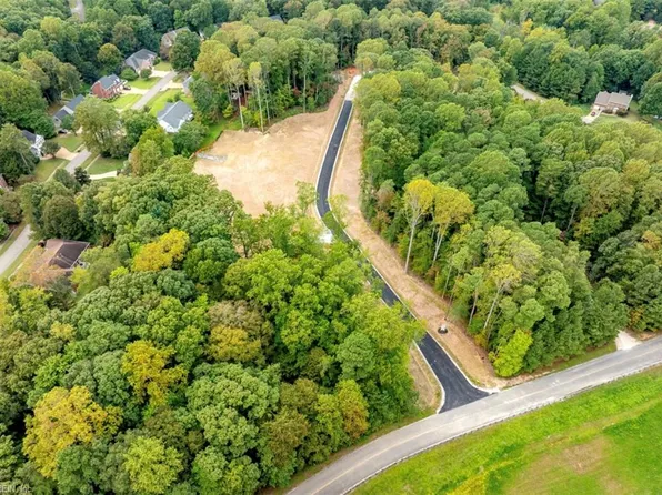 5341 Ridgewood Hills Dr, Williamsburg, VA 23188