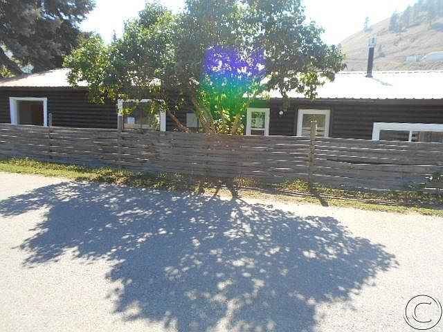 1st image of 658 Utah Ave