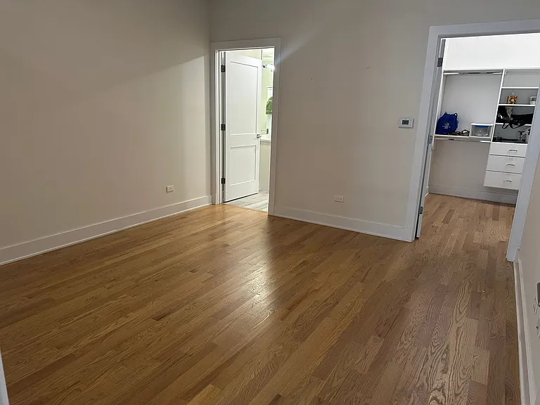 4405 N Artesian Ave #205 — Photo 31
