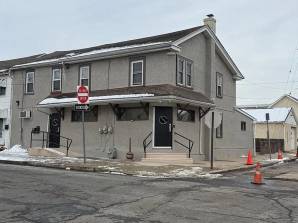 78 S Charlotte St, Pottstown, PA 19464