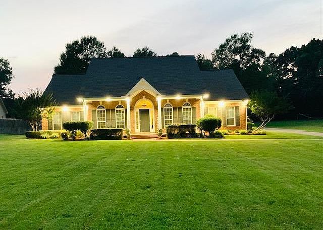 1st image of 418 Beaver Lake Dr