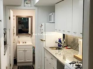 78 Monmouth St, Brookline, MA 02446