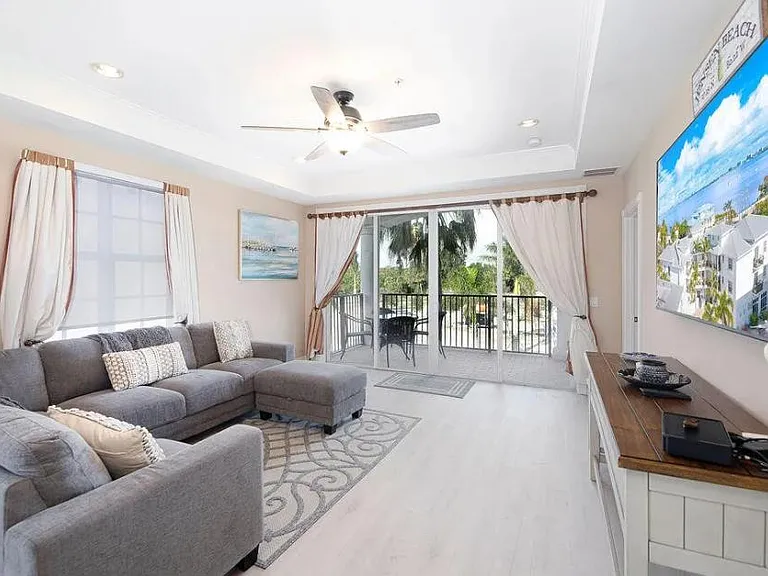 3748 NE Indian River Dr #B-303 — Photo 3