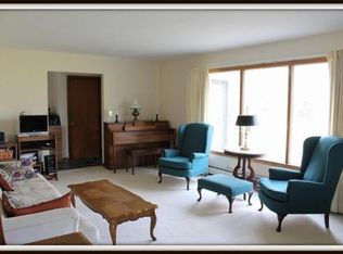 W234S6540 Big Bend Rd, Waukesha, WI 53189