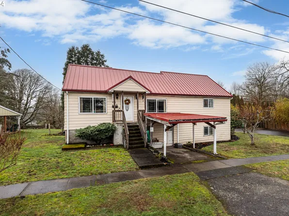 275 S 5th St, Saint Helens, OR 97051