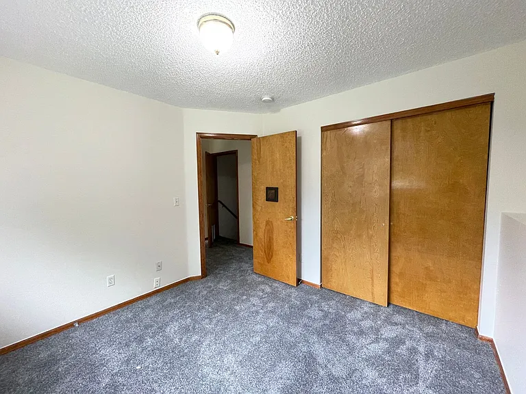 1331 W 132nd Pl — Photo 12
