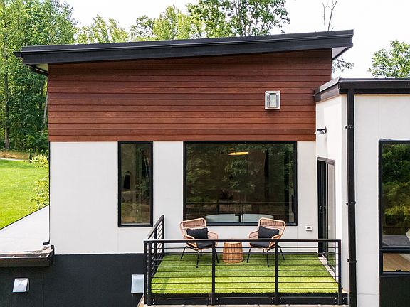 5th image of 40388 Manbar Ln