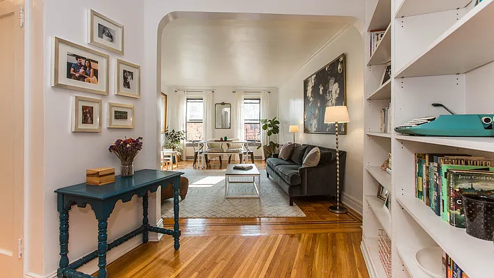 Sold by Garfield Realty  | media 14