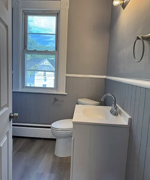 33 Suffield St #35 — Photo 20