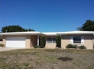 1175 37th Ave NE, Saint Petersburg, FL 33704