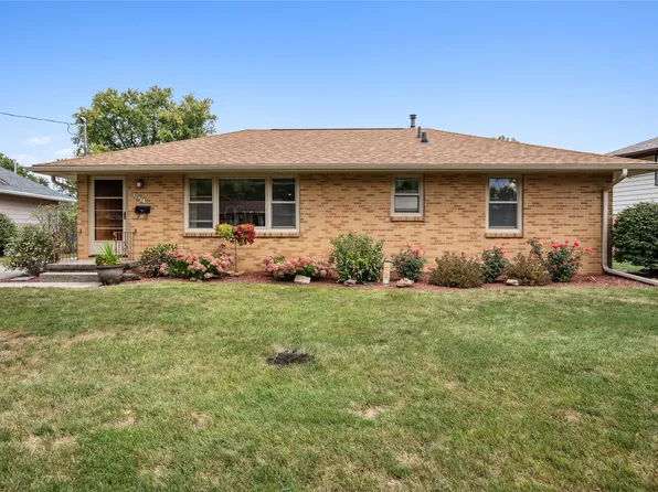 3821 Valdez Dr, Des Moines, IA 50310