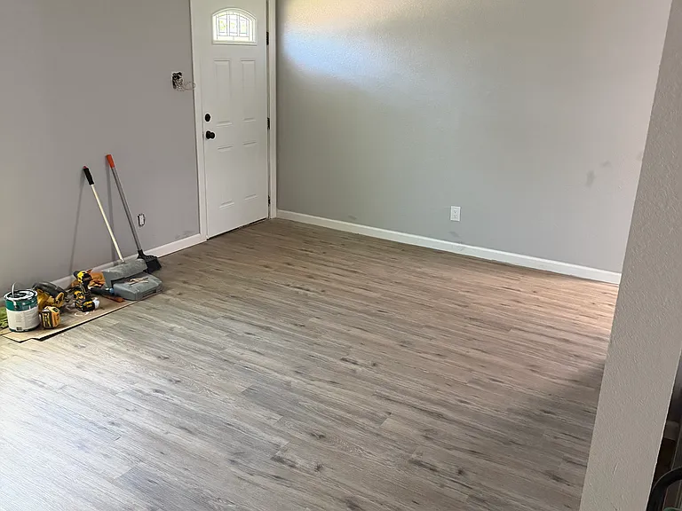 1808 Britain St — Photo 5