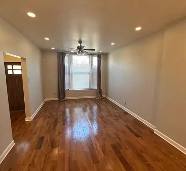1649 W Garfield Blvd #1 — Photo 3