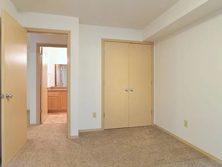 Hays Apartments — Photo 47