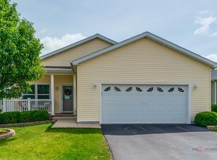 1459 Equestrian Dr, Grayslake, IL 60030