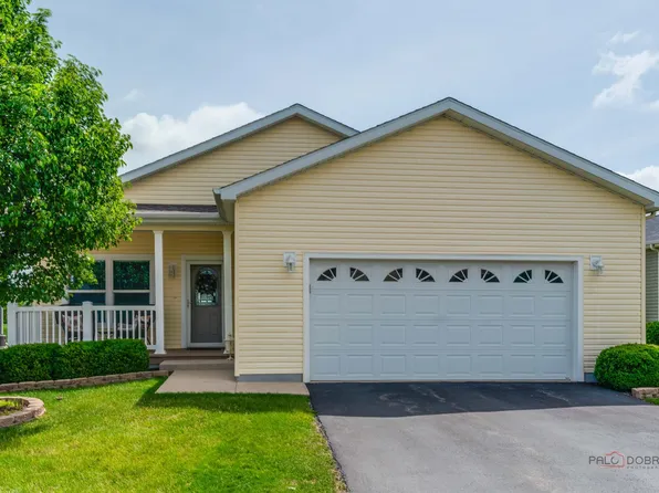 1459 Equestrian Dr, Grayslake, IL 60030