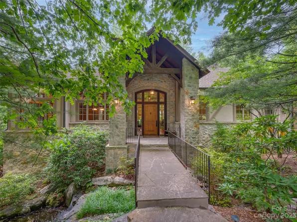 67 Poplar Forest Trce, Hendersonville, NC 28739