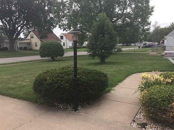 4th image of 837 Greenview Ave