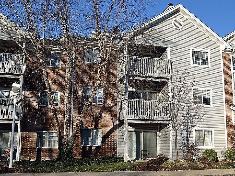 1st image of 620 Carrington Pl APT 205