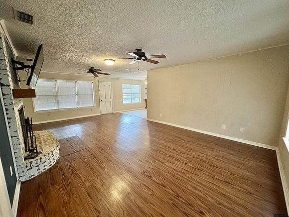 5th image of 1785 Cypress Ln