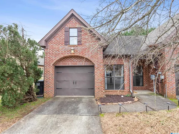 4549 Sterling Glen Cir, Pinson, AL 35126
