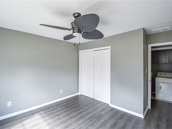 5th image of 735 Oak Dr