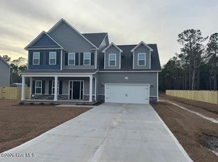 155 Tides End Dr, Holly Ridge, NC 28445
