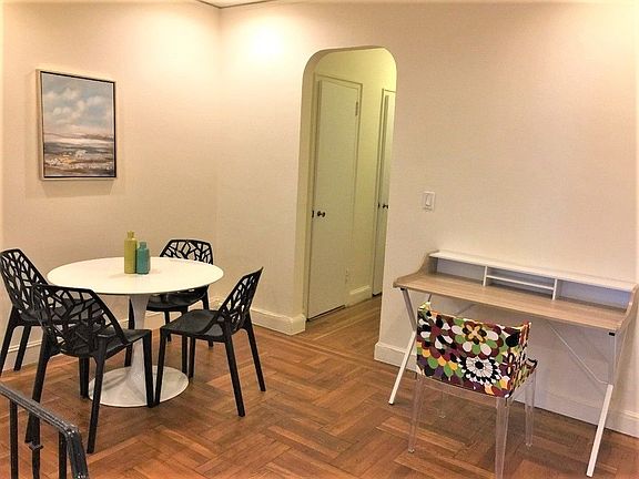 4th image of 205 W 15th St APT 4L